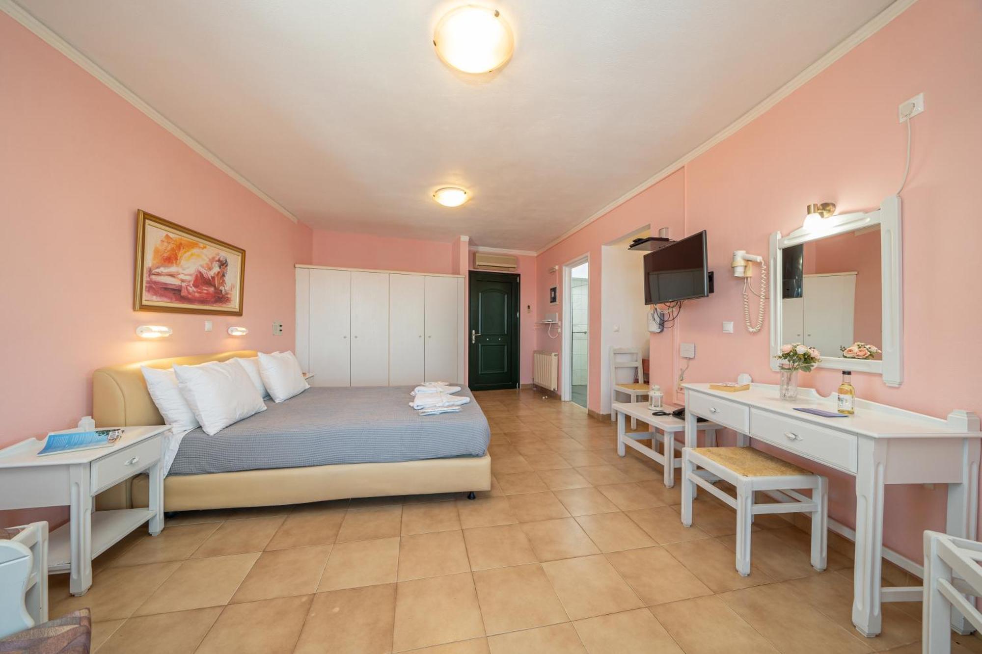 Stella Hotel Apartments Fiskardo Bagian luar foto